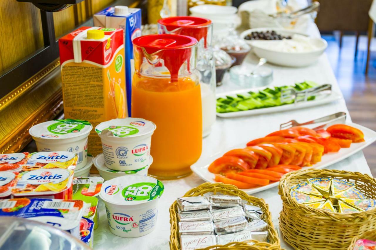 Eler Hotel Tirana Eksteriør billede